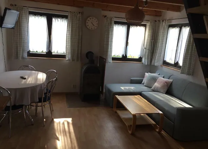 山林小屋 U Smoliku